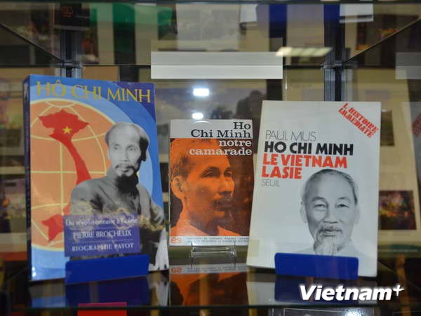Exhibition “Ho Chi Minh with Vietnamese cultural heritage” takes place in France